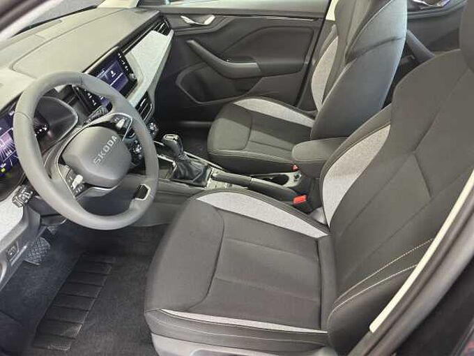 SKODA Kamiq 1.0 TSI Selection //Einparkhilfe/Sitzheizung/ LED