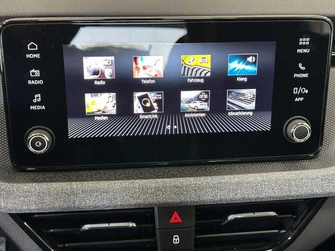 SKODA Kamiq 1.0 TSI Selection //Einparkhilfe/Sitzheizung/ LED