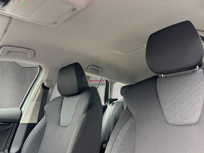 SKODA Octavia 1.5 TSI Essence //LED/Einparkhilfe/Sitzheizung