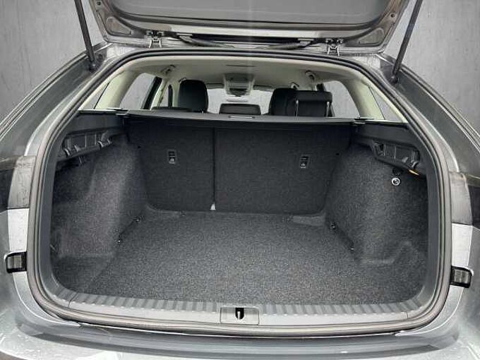 SKODA Octavia 1.5 TSI Essence //LED/Einparkhilfe/Sitzheizung