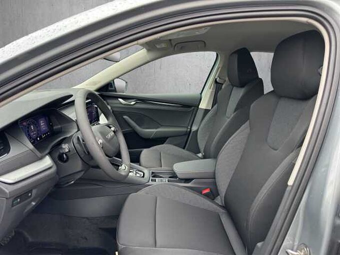 SKODA Octavia 1.5 TSI Essence //LED/Einparkhilfe/Sitzheizung 