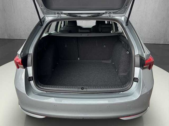 SKODA Octavia 1.5 TSI Essence //LED/Einparkhilfe/Sitzheizung 