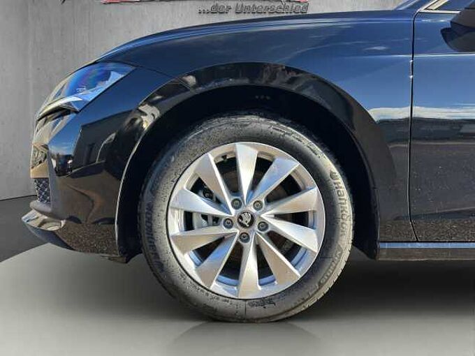 SKODA Superb Combi  Essence Rückfahrkamera/Navigationssystem
