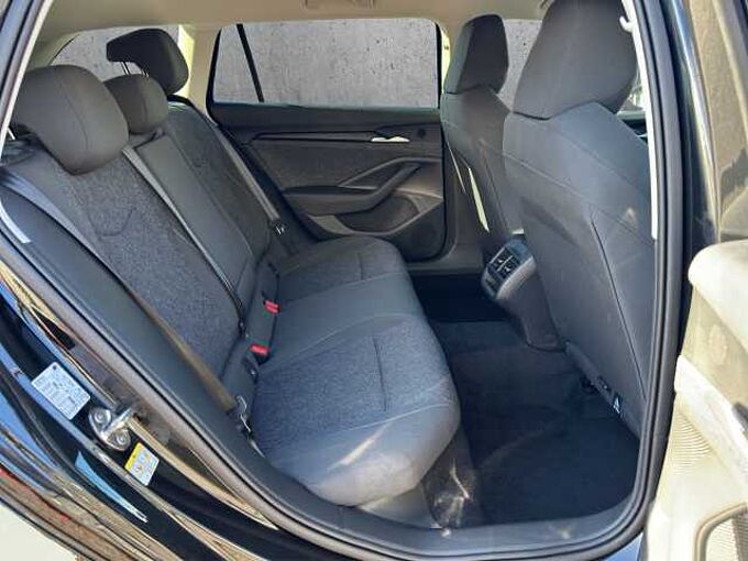 SKODA Superb Combi  Essence Rückfahrkamera/Navigationssystem