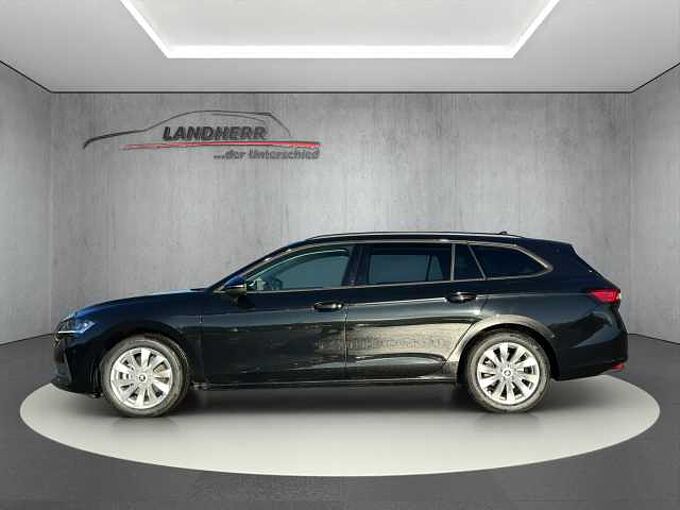 SKODA Superb Combi  Essence Rückfahrkamera/Navigationssystem