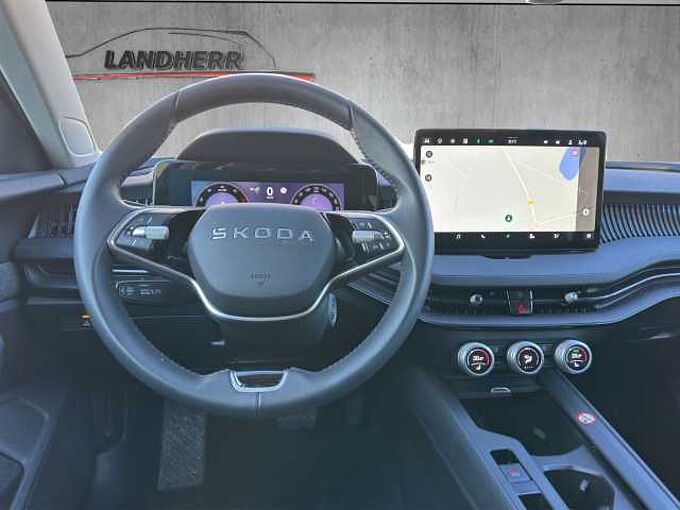 SKODA Superb Combi  Essence Rückfahrkamera/Navigationssystem