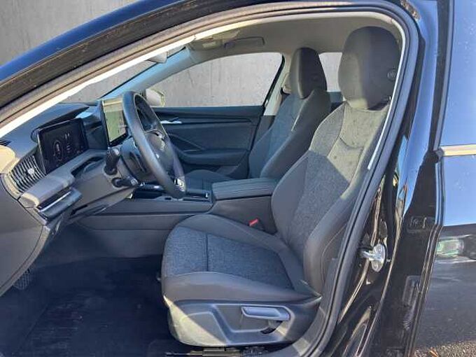 SKODA Superb Combi  Essence Rückfahrkamera/Navigationssystem
