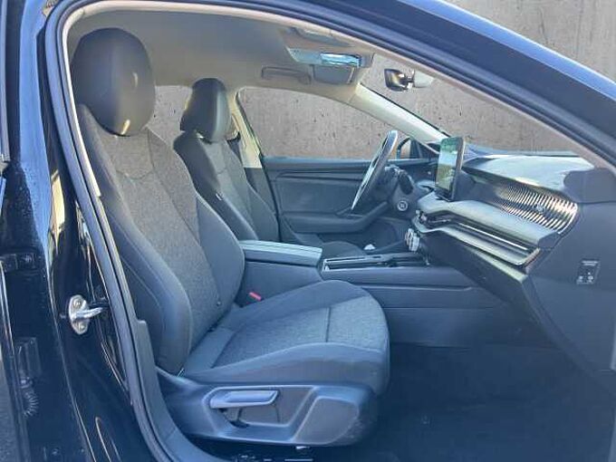 SKODA Superb Combi  Essence Rückfahrkamera/Navigationssystem