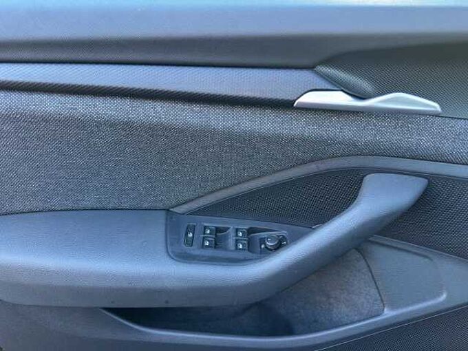 SKODA Superb Combi  Essence Rückfahrkamera/Navigationssystem