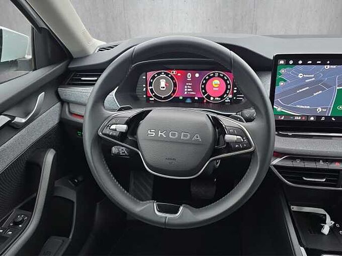 SKODA Octavia Combi Selection TDI DSG (Facelift)