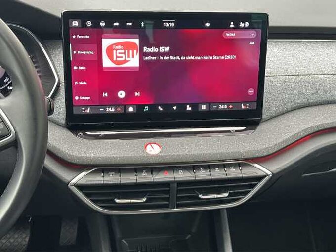 SKODA Octavia Combi  Selection 5.J Garantie/ el. Heckklappe /Teilleder/Kamera. ...