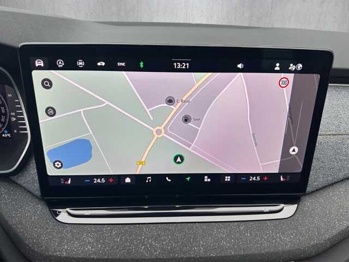 SKODA Octavia Combi  Selection 5.J Garantie/ el. Heckklappe /Teilleder/Kamera. ...