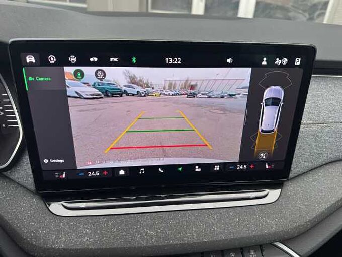 SKODA Octavia Combi  Selection 5.J Garantie/ el. Heckklappe /Teilleder/Kamera. ...