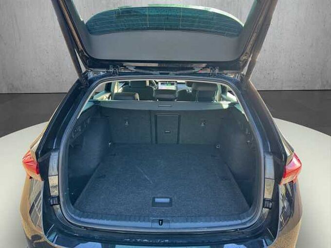 SKODA Octavia Combi  Selection 5.J Garantie/ el. Heckklappe /Teilleder/Kamera....