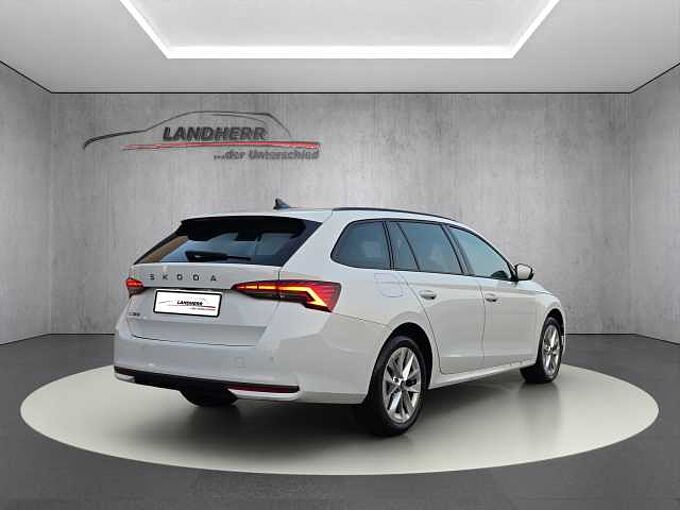 SKODA Octavia Combi Selection 5.J Garantie/ el. Heckklappe /Teilleder/Kamera....