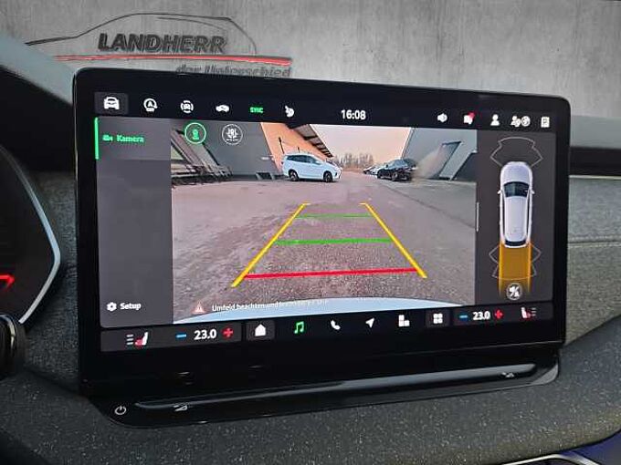 SKODA Octavia Combi Selection 5.J Garantie/ el. Heckklappe /Teilleder/Kamera....