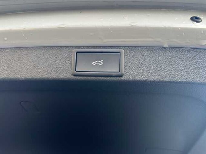 SKODA Octavia Combi Selection 5 J. Garantie / el Heckklappe