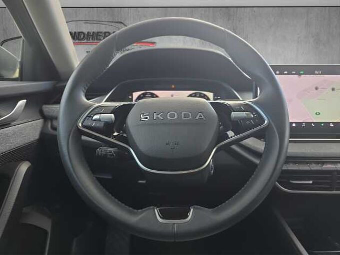 SKODA Octavia Combi Selection 5.J Garantie / Navi