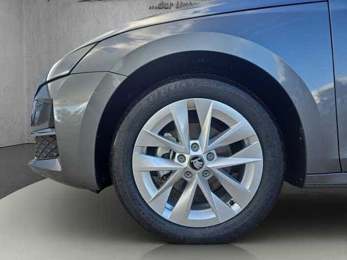 SKODA Octavia Combi Selection 5.J Garantie / Navi
