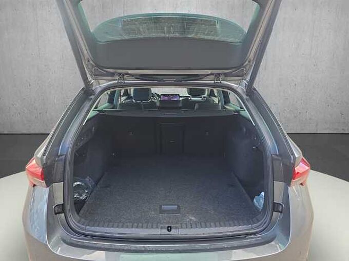 SKODA Octavia Combi Selection 5.J Garantie / Navi