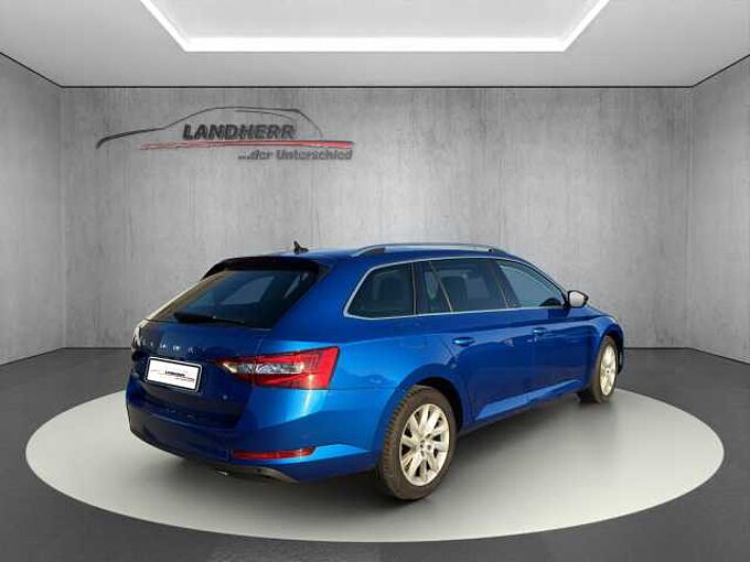 SKODA Superb 1.5 TSI Ambition //Kamera/Navi/Sitzheizung 