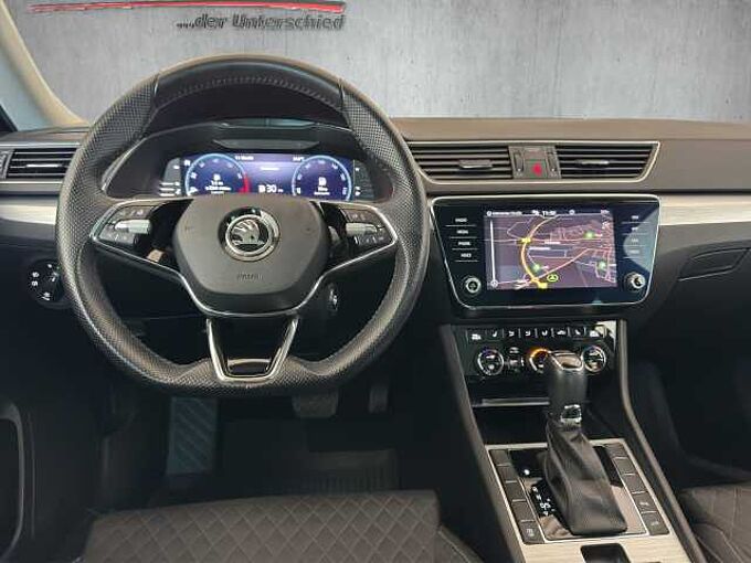 SKODA Superb 1.5 TSI Ambition //Kamera/Navi/Sitzheizung