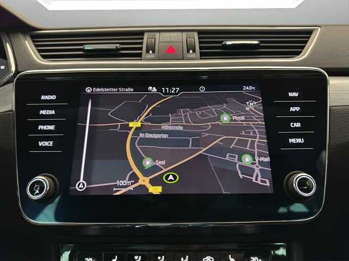 SKODA Superb 1.5 TSI Ambition //Kamera/Navi/Sitzheizung