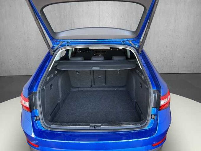 SKODA Superb 1.5 TSI Ambition //Kamera/Navi/Sitzheizung