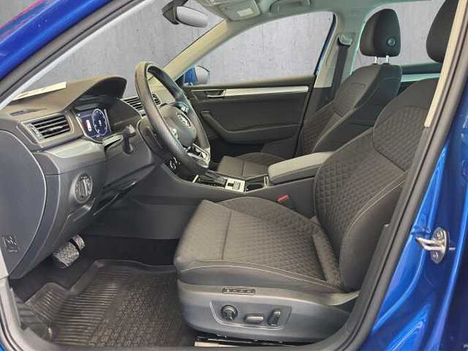 SKODA Superb 1.5 TSI Ambition //Kamera/Navi/Sitzheizung 