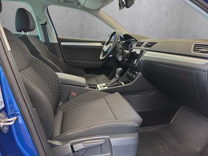 SKODA Superb 1.5 TSI Ambition //Kamera/Navi/Sitzheizung 
