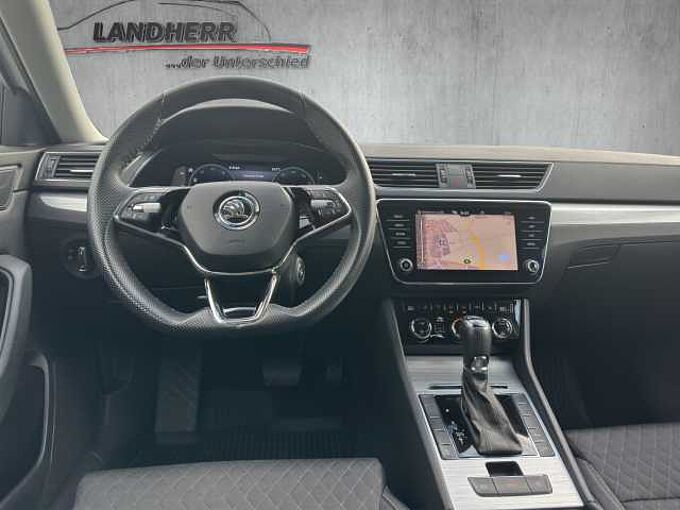 SKODA Superb 1.5 TSI Ambition //Kamera/Navi/Sitzheizung
