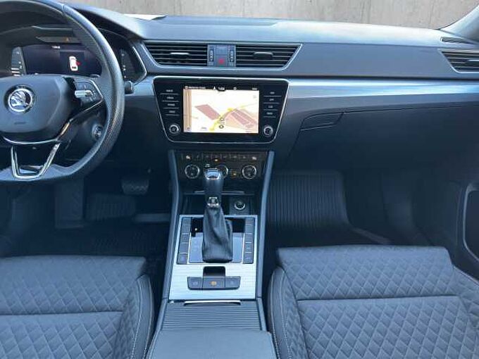 SKODA Superb 1.5 TSI Ambition //Kamera/Navi/Sitzheizung 