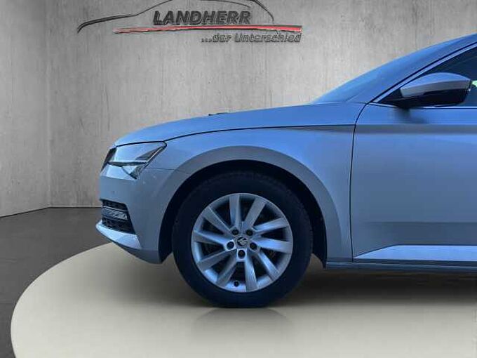 SKODA Superb 1.5 TSI Ambition //Kamera/Navi/Sitzheizung 