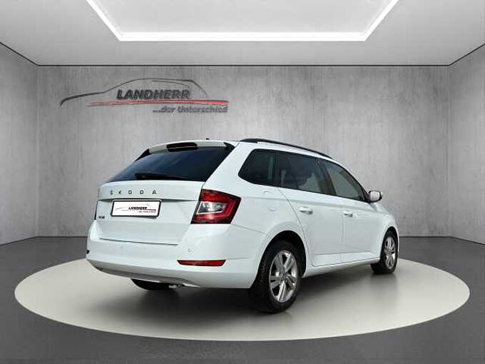 SKODA Fabia Kombi DSG Ambition *LED/Navi/ACC/Kamera*