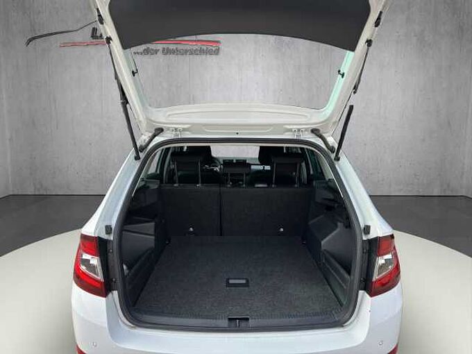 SKODA Fabia Kombi DSG Ambition *LED/Navi/ACC/Kamera*