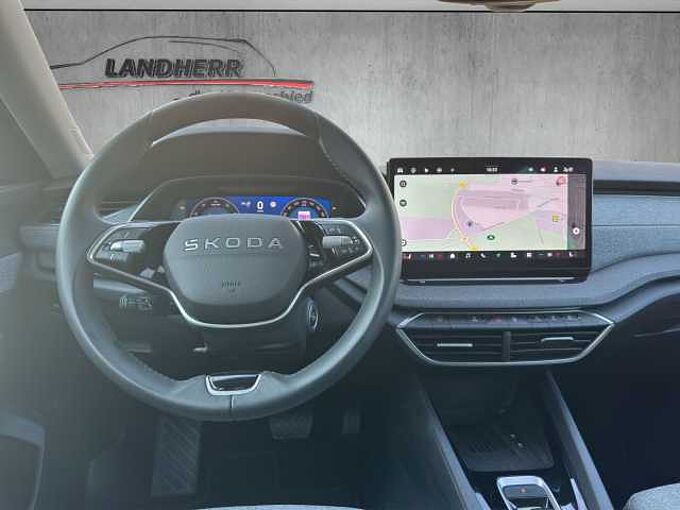 SKODA Octavia Combi 1.5 TSI Selection //5-Jahre Garantie /Navi/Sitzheizung Navi/Sitzheizung/Kamera