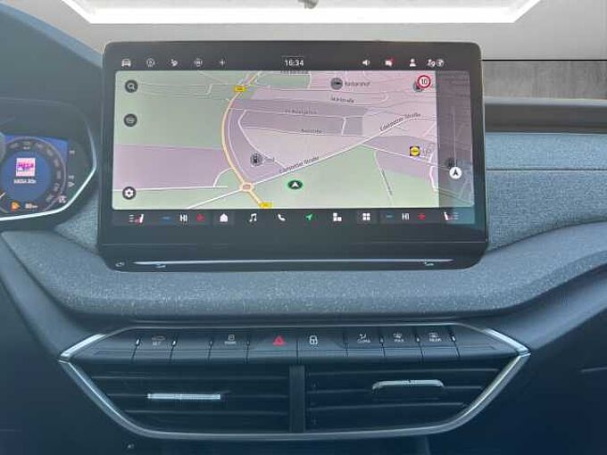 SKODA Octavia Combi 1.5 TSI Selection //5-Jahre Garantie /Navi/Sitzheizung Navi/Sitzheizung/Kamera