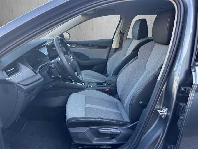 SKODA Octavia Combi 1.5 TSI Selection //5-Jahre Garantie /Navi/Sitzheizung Navi/Sitzheizung/Kamera