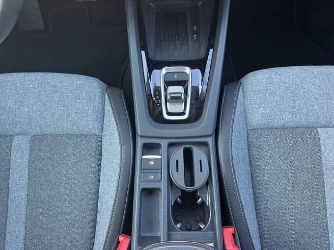 SKODA Octavia Combi 1.5 TSI Selection //5-Jahre Garantie /Navi/Sitzheizung Navi/Sitzheizung/Kamera