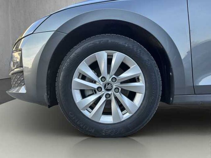 SKODA Octavia Combi 1.5 TSI Selection //5-Jahre Garantie /Navi/Sitzheizung Navi/Sitzheizung/Kamera