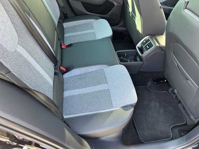 SKODA Octavia Combi 1.5 TSI Selection //5-Jahre Garantie /Navi/Sitzheizung Navi/Sitzheizung/Kamera