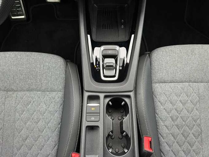 SKODA Octavia Combi  Sportline 5.J Garantie/ LED/Teilleder