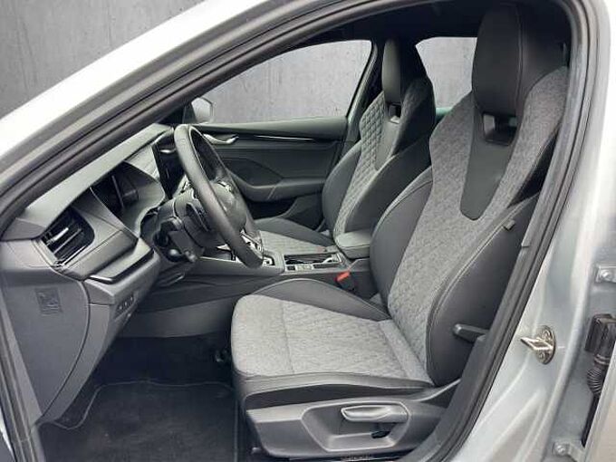 SKODA Octavia Combi  Sportline 5.J Garantie/ LED/Teilleder