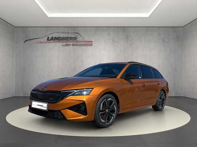 SKODA Octavia RS Facelift // Matrix/Rückfahrkamera