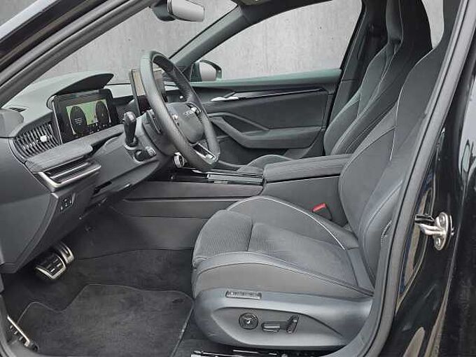 SKODA Superb Combi Sportline  TSI Hybrid  / 5-Jahre Garantie / el. Heckklappe