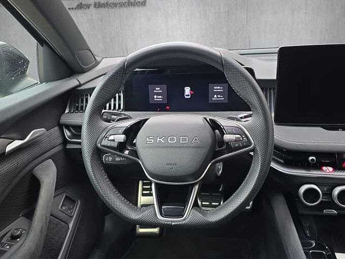 SKODA Superb Combi Sportline TSI Hybrid 5.Jahre Garantie / el. Heckklappe