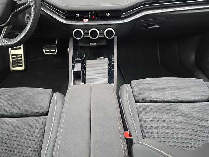 SKODA Superb Combi Sportline TSI Hybrid 5.Jahre Garantie / el. Heckklappe