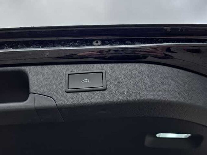 SKODA Superb Combi Sportline TSI Hybrid 5.Jahre Garantie / el. Heckklappe