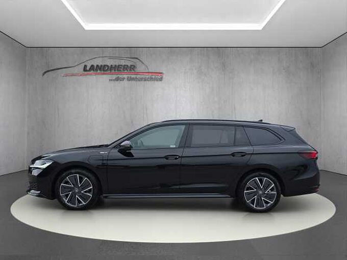 SKODA Superb Combi 1.5 TSI Hybrid Sportline //Kamera /Navi/Winterpaket