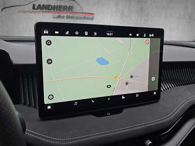 SKODA Superb Combi 1.5 TSI Hybrid Sportline //Kamera /Navi/Winterpaket